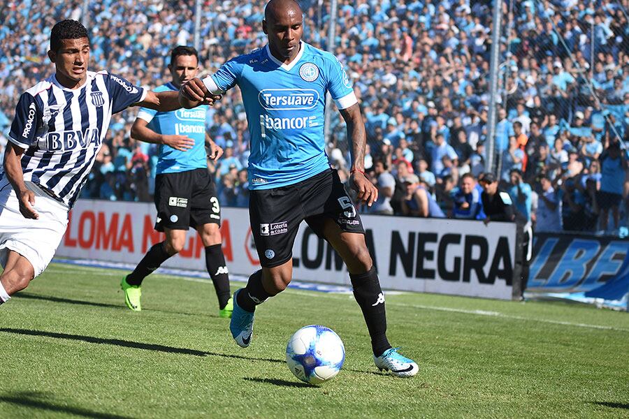 El partido fue luchado pero entretenido. Foto: ElDoce.tv / Lucio Casalla