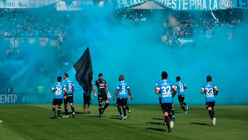 El partido fue luchado pero entretenido. Foto: ElDoce.tv / Lucio Casalla