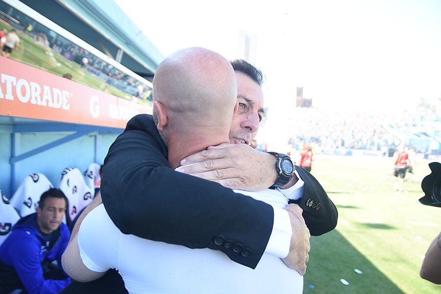 El partido fue luchado pero entretenido. Foto: ElDoce.tv / Lucio Casalla