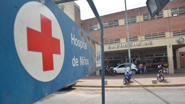 El pequeño fue derivado al Hospital de Niños por la gravedad de las heridas.