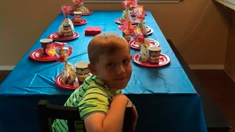 El pequeño había invitado a todos sus nuevos compañeros.