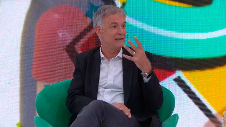 El periodista Daniel Santoro en Seguimos en El Doce.