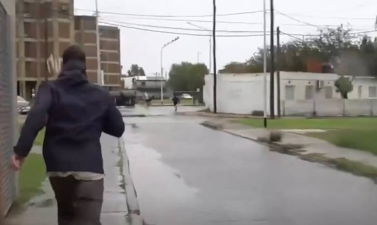 El periodista reaccionó al identificar a los ladrones.