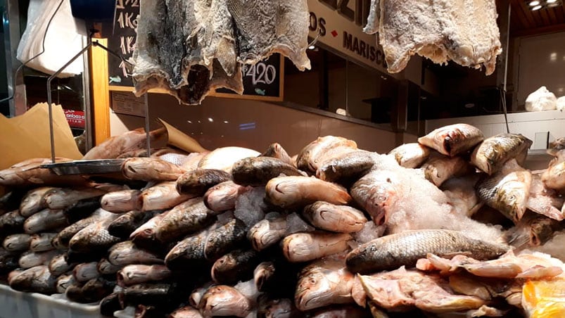 El pescado es una opción importante para una alimentación sana.