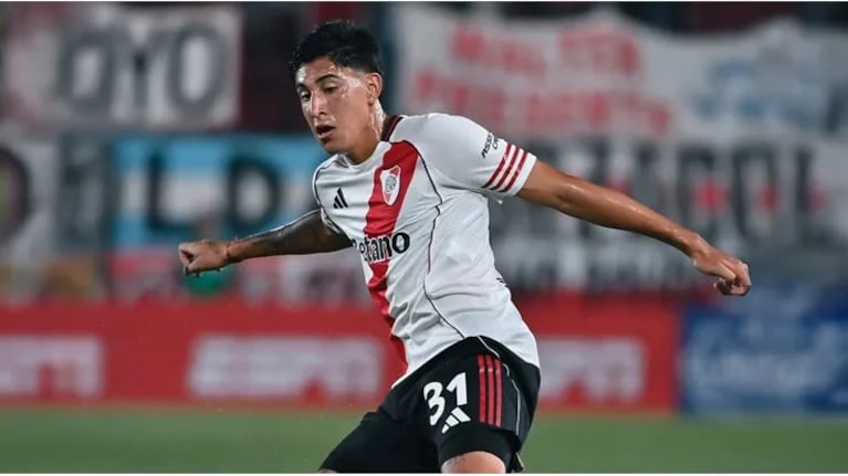 El pibe González, la gran noticia de River en Venezuela.