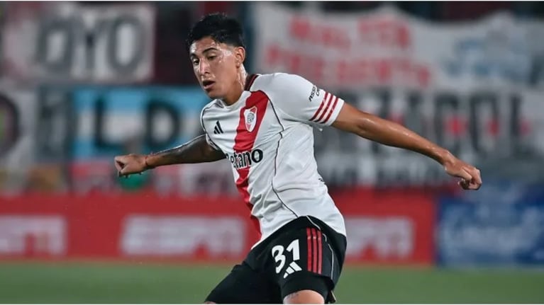 El pibe González, la gran noticia de River en Venezuela.