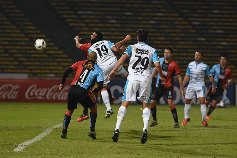 El Pirata abrió la temporada ante Brown de Adrogué. Foto: Lucio Casalla / ElDoce.tv