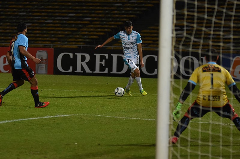 El Pirata abrió la temporada ante Brown de Adrogué. Foto: Lucio Casalla / ElDoce.tv