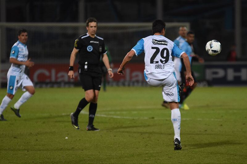 El Pirata abrió la temporada ante Brown de Adrogué. Foto: Lucio Casalla / ElDoce.tv