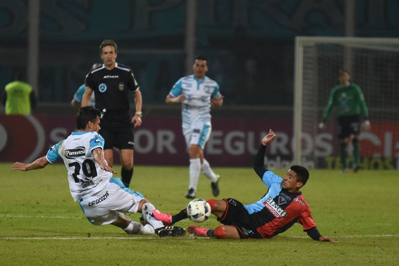 El Pirata abrió la temporada ante Brown de Adrogué. Foto: Lucio Casalla / ElDoce.tv