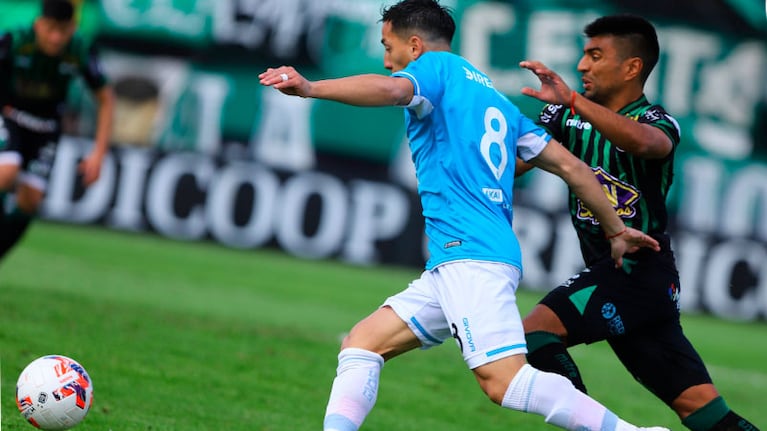 El Pirata ganó con un jugador menos por la expulsión de Olivera.