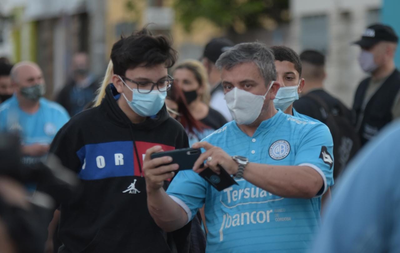 El Pirata volvió a recibir a sus fanáticos en el Gigante. Foto: Lucio Casalla/ElDoce.tv.