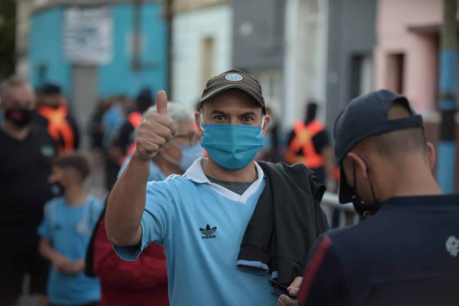 El Pirata volvió a recibir a sus fanáticos en el Gigante. Foto: Lucio Casalla/ElDoce.tv.