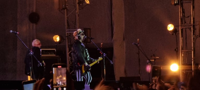 El Pity Alvarez se presentó en el Kempes tras 9 años abajo de los escenarios.