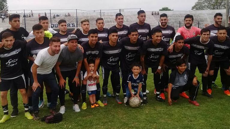 El plantel de Escuela Presidente Roca que compite en el Federal C.