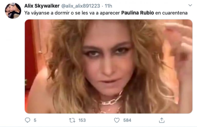 El polémico video en vivo de Paulina Rubio: frases sin sentido y gestos extraños