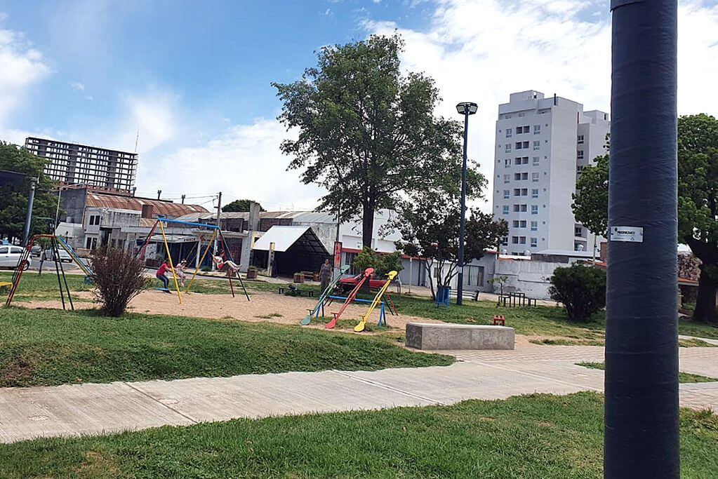 El poste de luz estaba ubicado en la calle Florencio Sánchez.