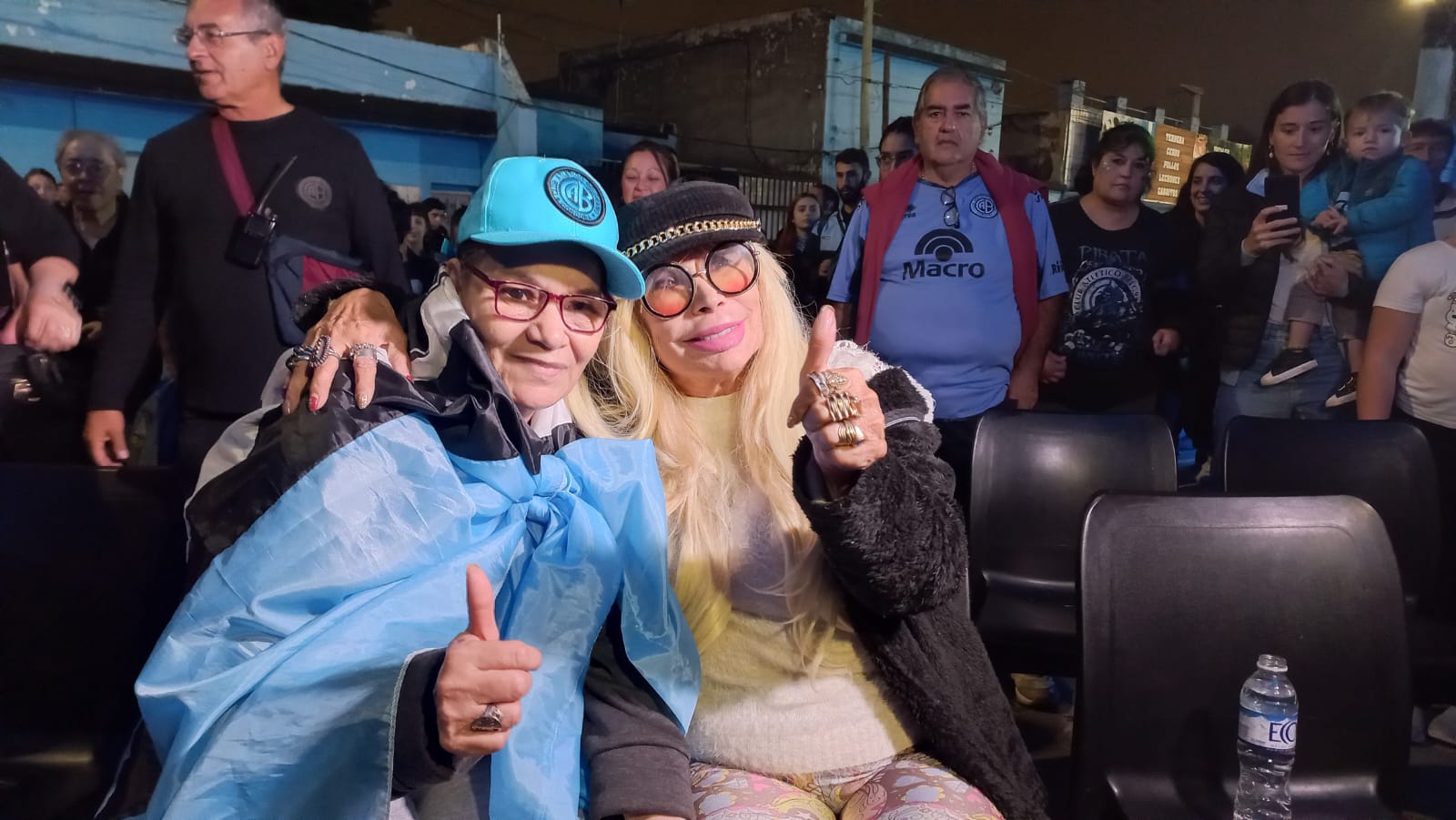 El Potro Rodrigo fue homenajeado en la cancha de Belgrano. Foto: Julieta Pelayo/El Doce.