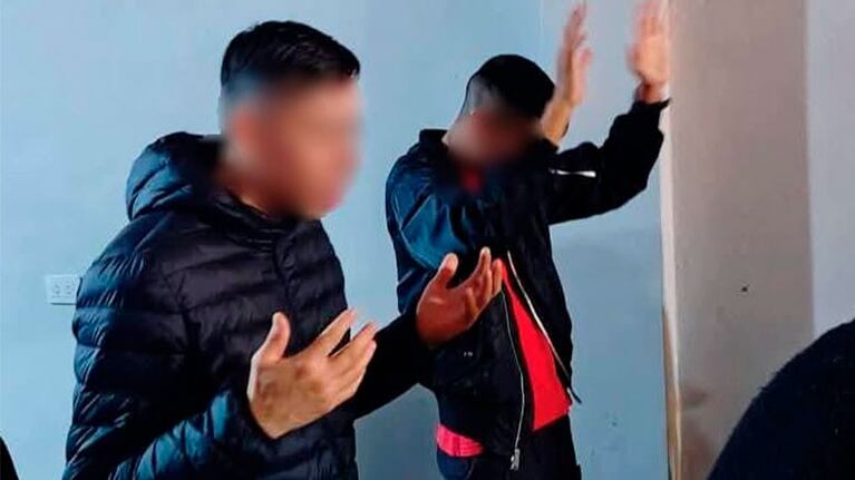 El predicador fue detenido tras un violento robo en Valentín Alsina.