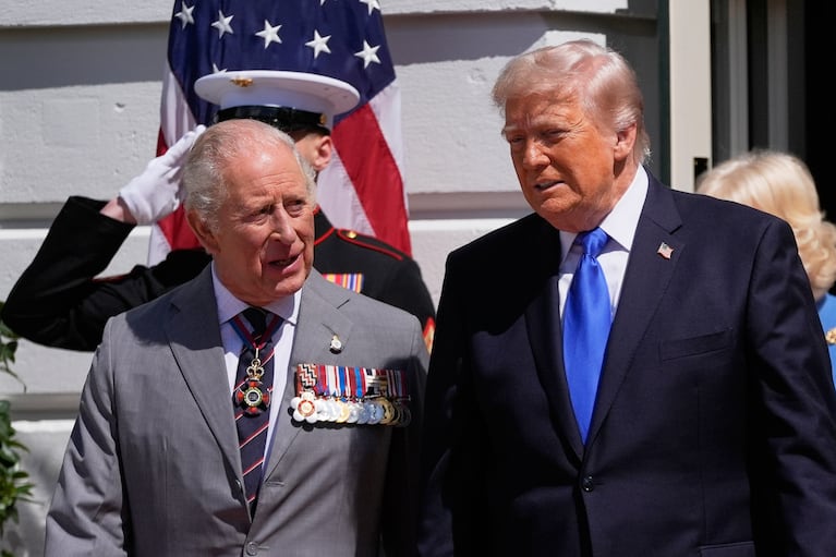 El presidente de Estados Unidos Donald Trump junto al rey Carlos III de Reino Unido.