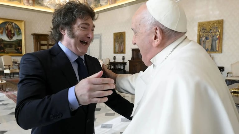 El Presidente declaró antes e viajar a Roma.