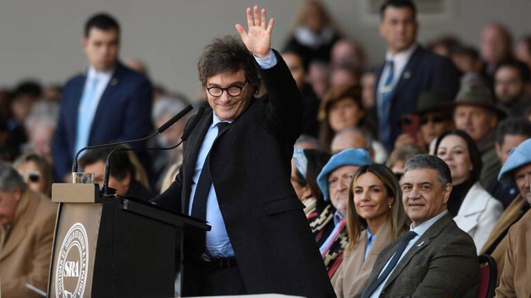 El presidente Javier Milei en el acto central de la muestra del campo en La Rural.