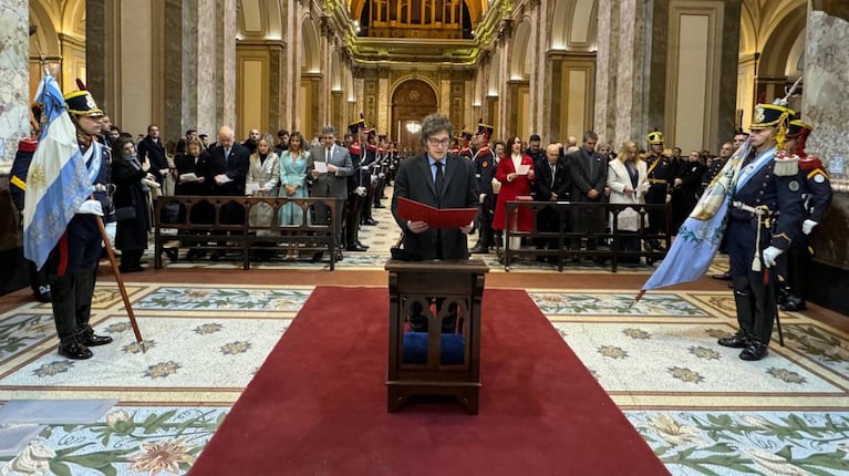 El presidente Javier Milei, en el Tedeum en la Catedral Metropolitana por el Día de la Independencia. (Foto: Presidencia)