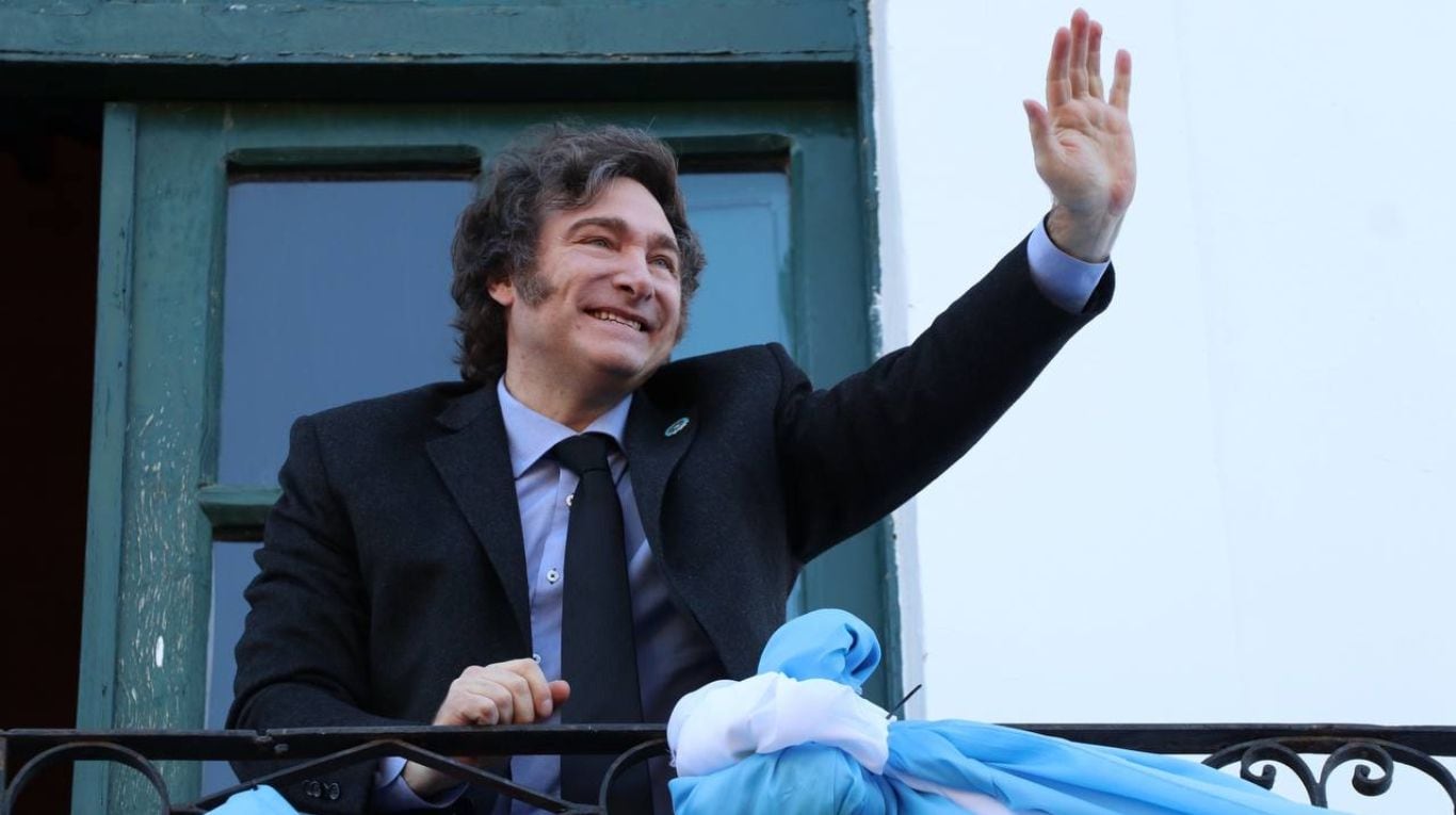 El presidente Javier Milei encabezó el acto por el 25 de Mayo en Córdoba junto a su gabinete completo. (Foto: Presidencia)