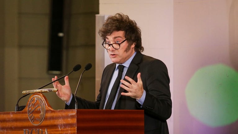 El presidente Javier Milei habló en la Bolsa de Comercio y defendió su gestión. (Foto: NA/Damián Dopacio)