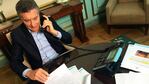 El presidente llamó por teléfono a los ciudadanos que le enviaron cartas felicitándolo por su gobierno. 