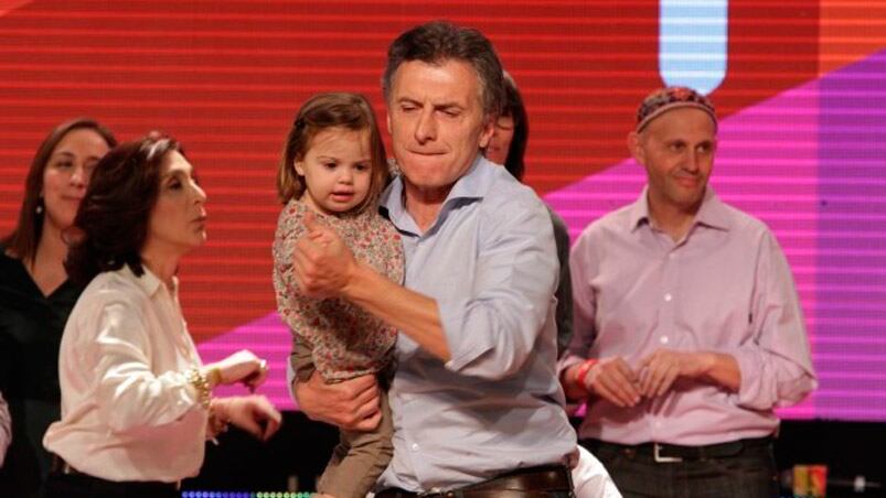 El Presidente Macri y su pequeña hija Antonia. 