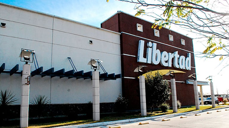 El presunto robo ocurrió en el Hiper Libertad.