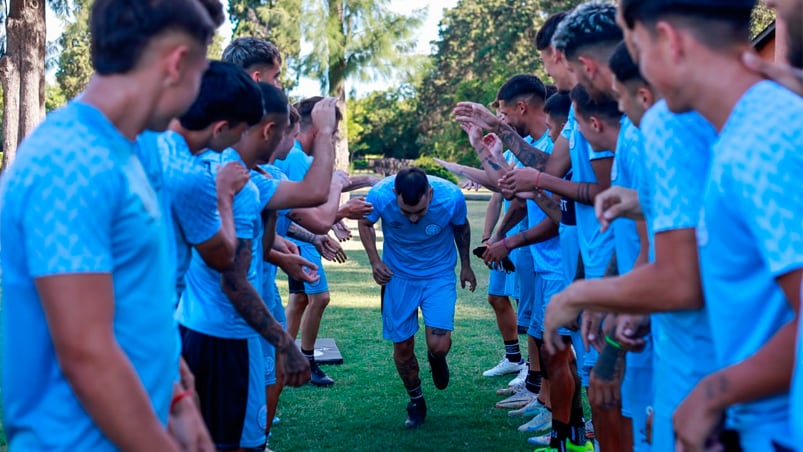 El primer entrenamiento de Zelarayán en la pretemporada con Belgrano.