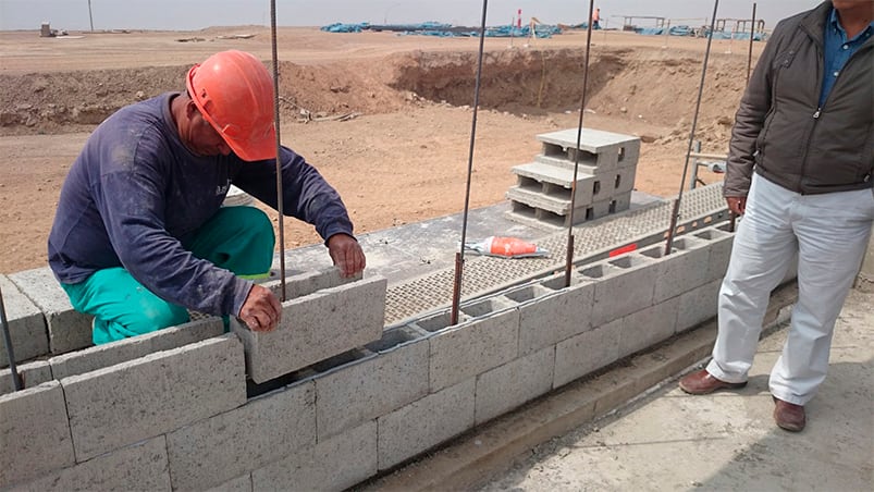 El producto está recomendado para la fijación de ladrillos, bloques de hormigón, bloques de cerámica y más.