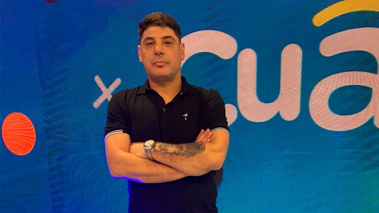 El Profe es autor de grandes éxitos de La Mona Jiménez, Ulises Bueno y otros artistas.