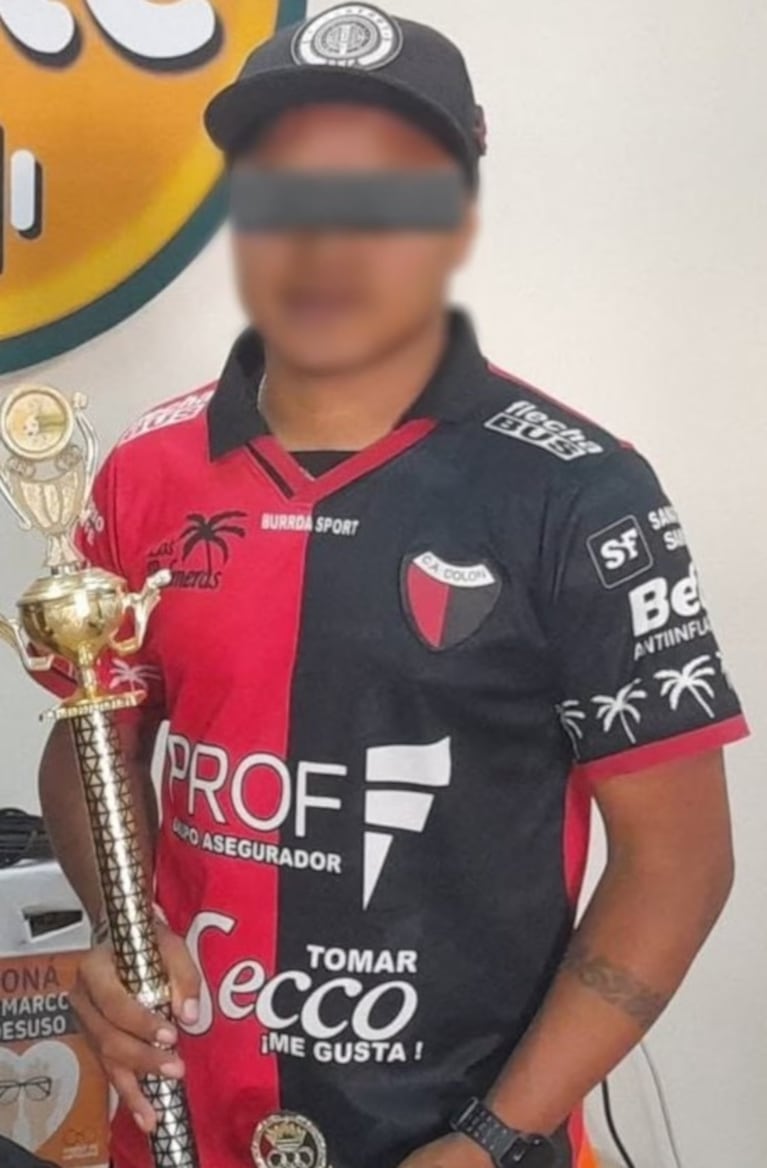 El profesor quedó detenido tras las denuncias de abuso.