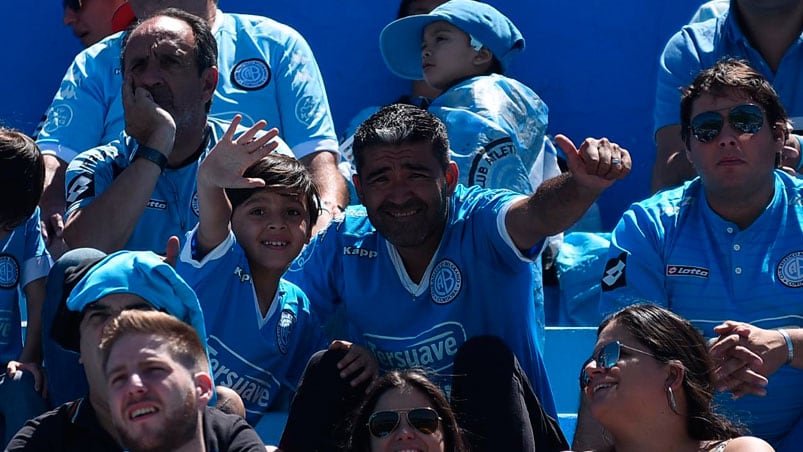 El público celeste colmó el Gigante en el partido ante Independiente. Foto: Lucio Casalla / ElDoce.tv