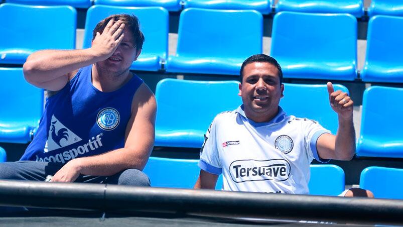 El público celeste colmó el Gigante en el partido ante Independiente. Foto: Lucio Casalla / ElDoce.tv