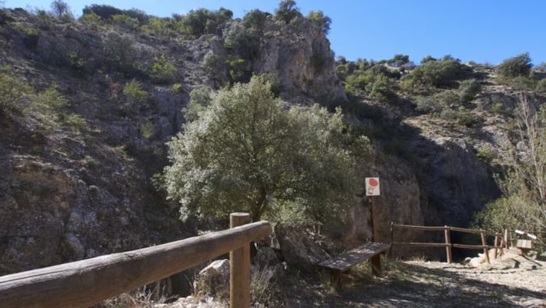 El pueblo de España busca nuevos habitantes para volver a poblarse.