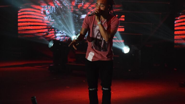 El puertorriqueño se presentó a lleno total en Plaza de la Música. Foto: Maximiliano López / ElDoce.tv.