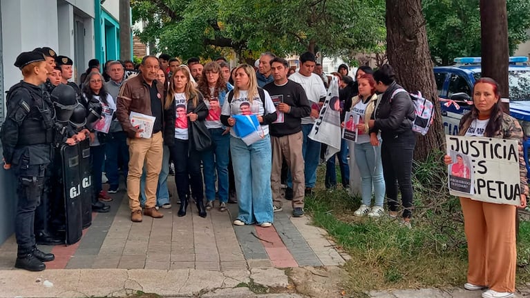 El reclamo de justicia por Santiago Aguilera.