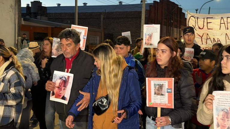 El reclamo de los abuelos en la marcha por Agostina.