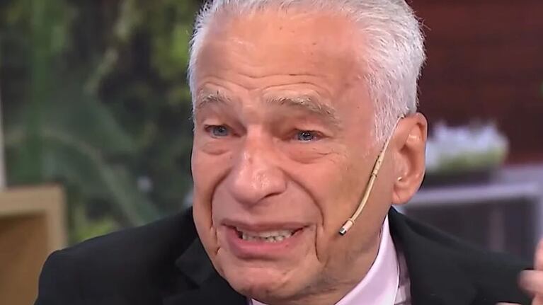El reconocido profesional espera su tercer hijo, a los 82 años.