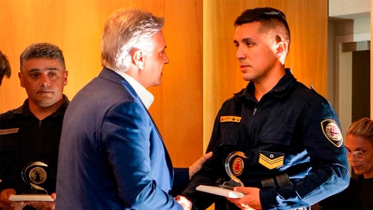 El reconocimiento de Llaryora a los policías.