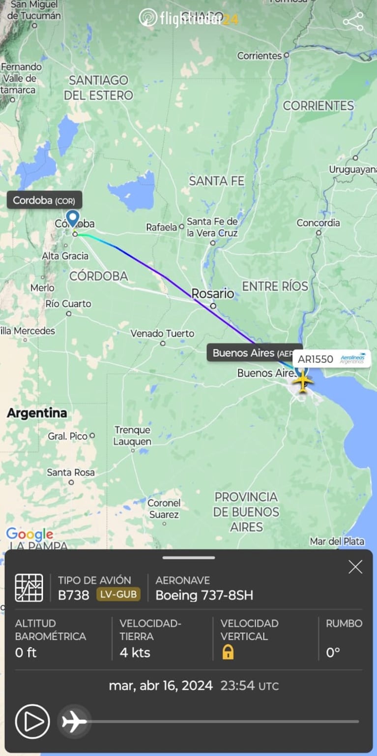 %name Avistamiento de objeto volador no identificado por piloto de aerolíneas Argentinas en cielo Cordobés