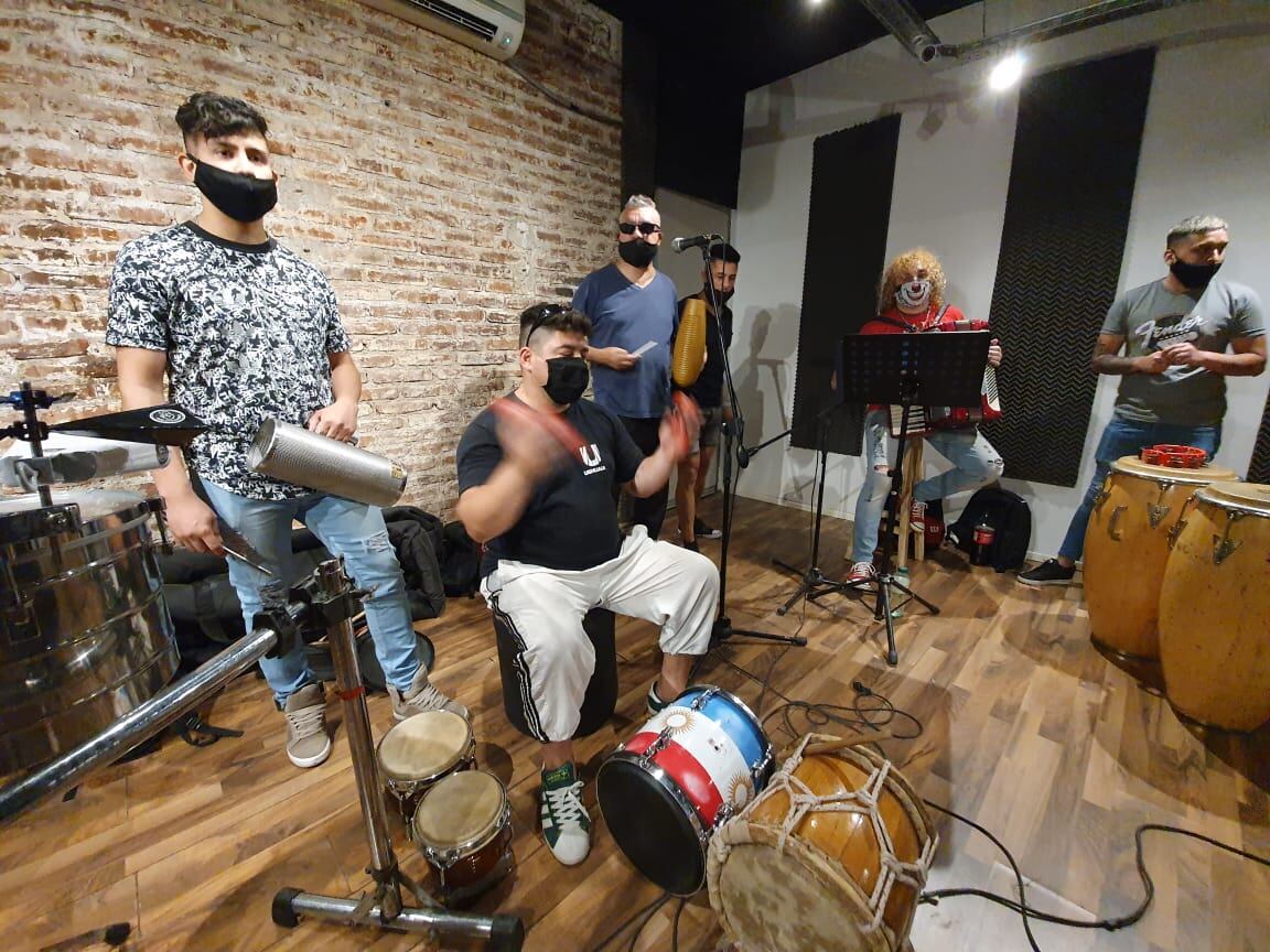 El reencuentro de Ulises con su banda después de 9 meses.