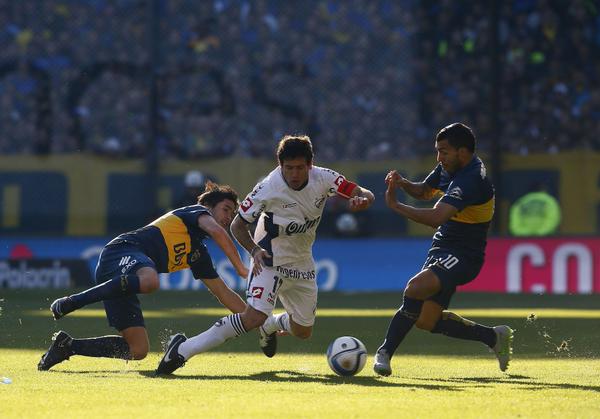 El regreso de Tevez a Boca contra Quilmes.