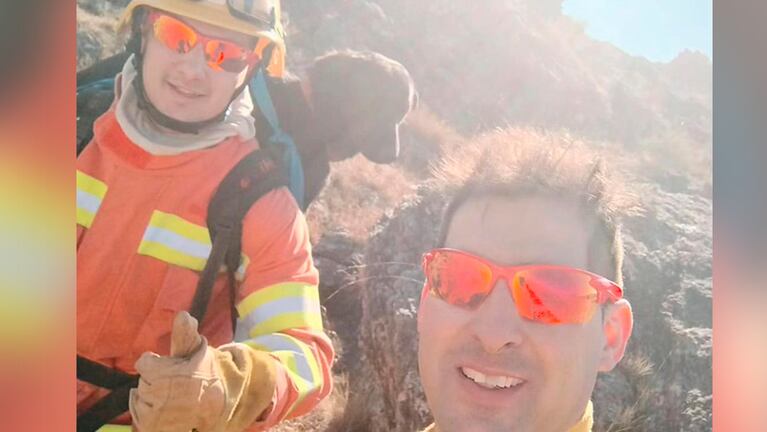 El rescate de los bomberos en el medio de las sierras.