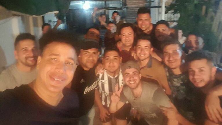 El Rey del mambo despidió el año con sus compañeros y un asadazo