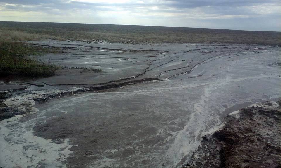 El río nuevo que apareció en la zona de Chaján. Fotos: Hernan Lepori.